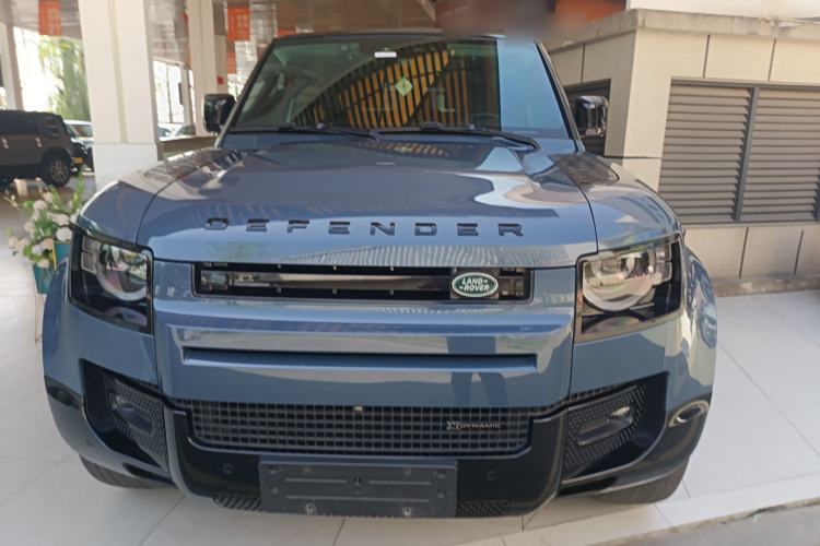 Used Land Rover Defender 2022 90 2.0T P300 X-DYNAMIC HSE Front