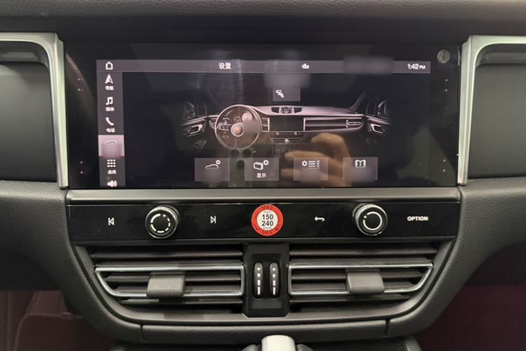 Used Porsche Macan 2022 Macan 2.0T