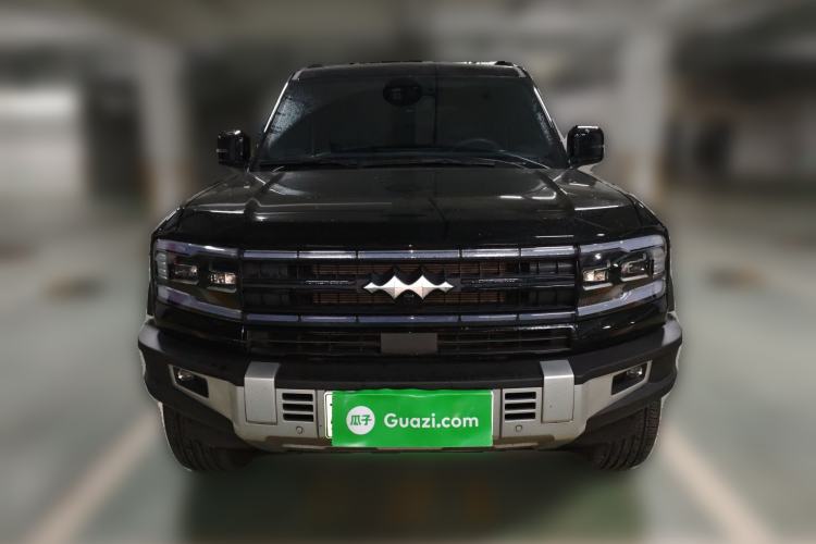 Used Formula Leopard 5 2023 Explore Edition