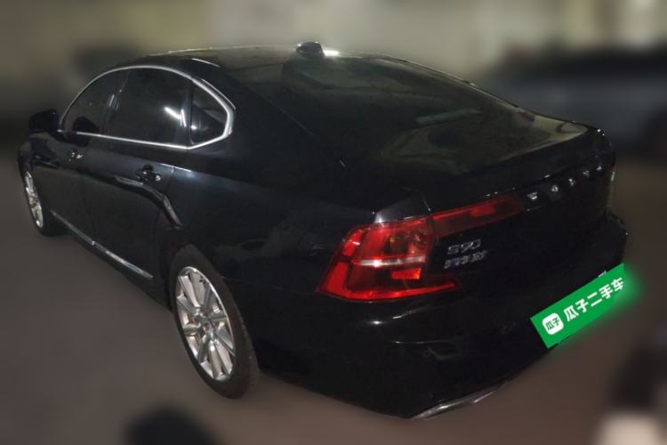 Used Volvo S90 2020 T5 Zhiyi Luxury Edition
