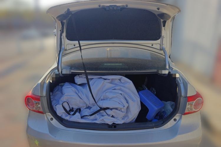 Used Toyota Corolla 2012 Luxurious Edition 1.8L CVT GL-i
