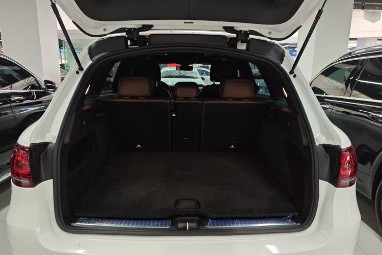 Used Mercedes-Benz GLC 2021 GLC 260 L 4MATIC Dynamic Edition
