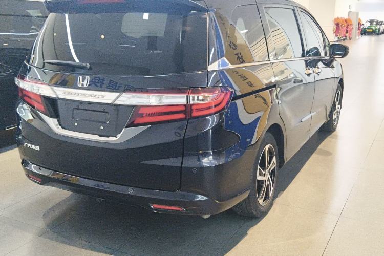 Used Honda Odyssey 2015 2.4L Smart Edition
