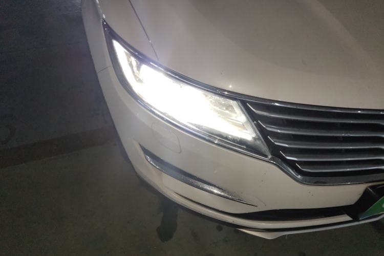 Used Lincoln MKC 2017 2.0T Two-Wheel Drive Deluxe Edition

