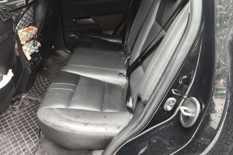 Used GAC Trumpchi GS7 2017 320T Two-Wheel-Drive Luxury Smart Connectivity Model
