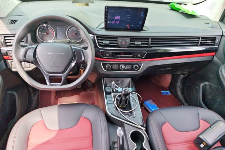 Used FORTHING SX6 2022 1.6L Manual Comfort Model Center Console