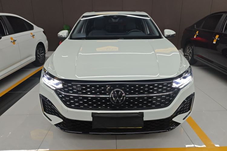 Used Volkswagen Lavida 2024 1.5L Automatic Starry Sky 5 Million Edition