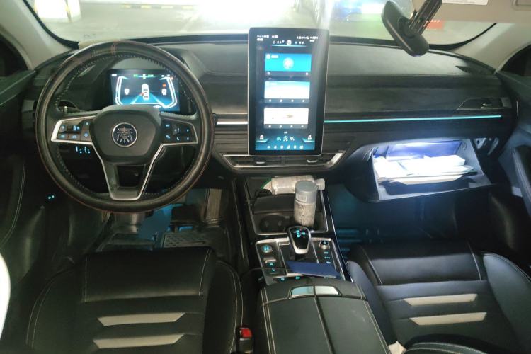 Used BYD Qin Pro New Energy 2019 EV Super Edition High-Power Long-Range Smart-Connected Cutting-Edge Model Center Console