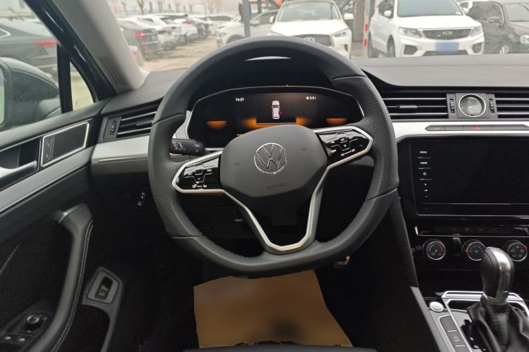 Used Volkswagen Magotan 2025 Zhongxiang Version 280TSI DSG Comfort Edition
