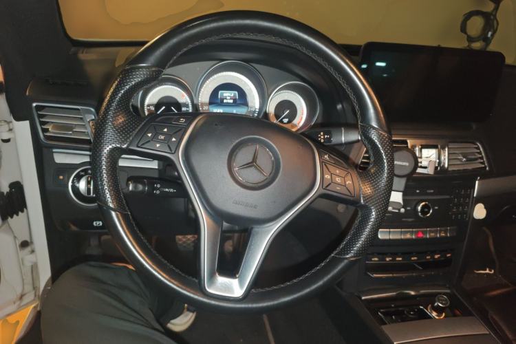 Used Mercedes-Benz E-Class 2014 E 260 Coupe Steering Wheel