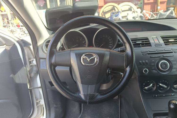 Used Mazda 3 2012 Hatchback 1.6L Manual Comfort Model