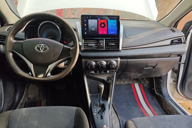 Used Toyota YARiS L Zhi Xuan 2015 1.5E Automatic Charm Edition