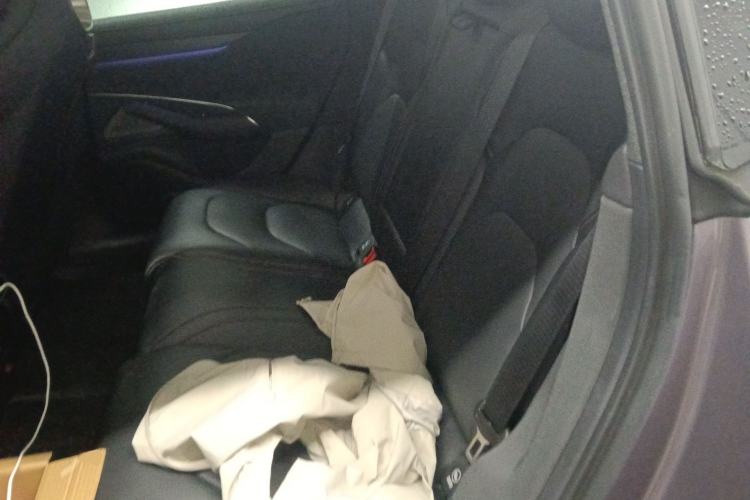 Used Xiaomi Auto SU7 2024 Rear-Drive Long-Range Intelligent Driving Version Left Rear Seat