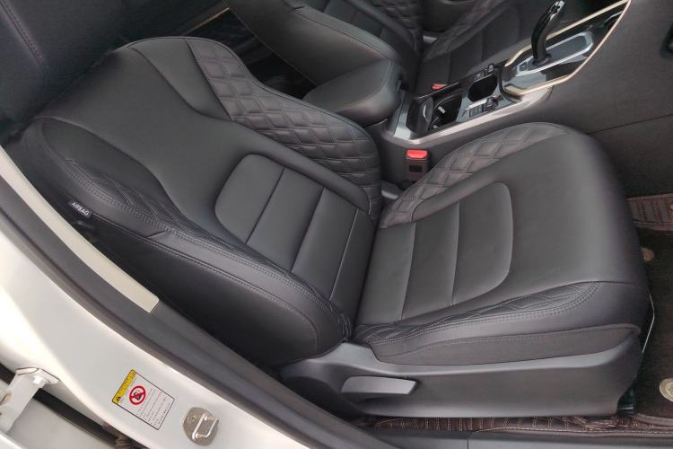 Used Haval H6 2020 1.5 GDIT Automatic Platinum Champion Edition Right Front Seat