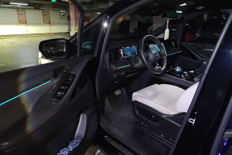 Used GAC Trumpchi M8 2023 Zongshi Series Dual-Motor Flagship Edition
