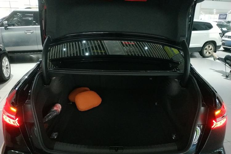 Used Audi A6L 2020 40 TFSI Luxury Dynamic Edition Trunk