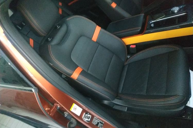 Used Haval DARGO 2021 2.0T DCT 4x4 Chinese Rural Dog Edition Right Front Seat