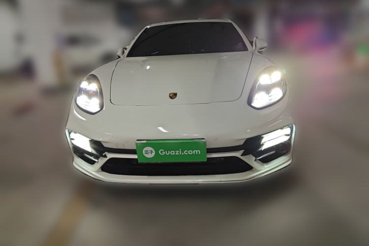 Used Porsche Panamera 