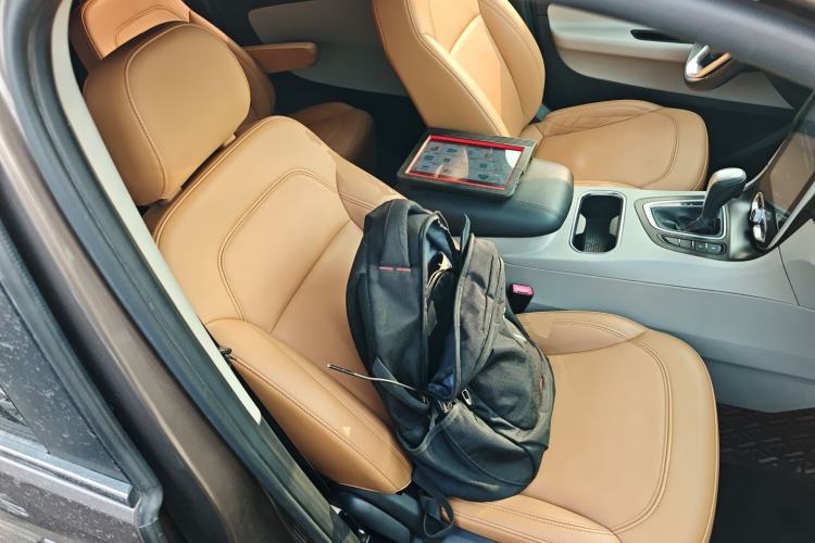 Used Huasong 7 2017 2.0T Automatic Standard Edition