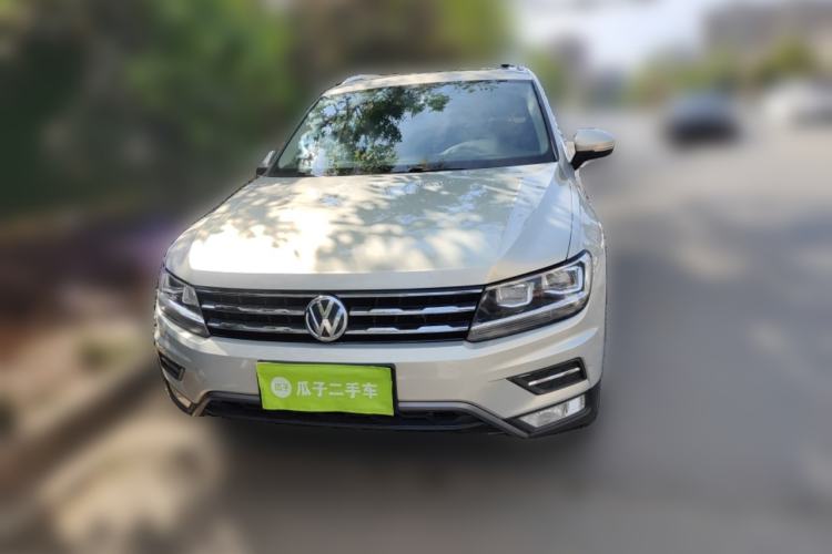 Used Volkswagen Tiguan L 2018 330TSI Automatic Two-Wheel Drive Luxury Edition Front