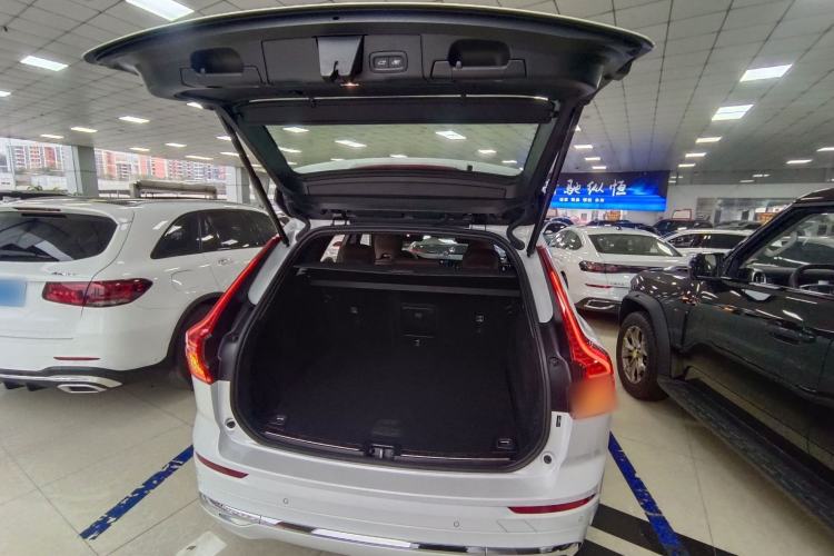 Used Volvo XC60 New Energy 2024 T8 Plug-in Hybrid Long-Range All-Wheel Drive Smart Luxury Edition