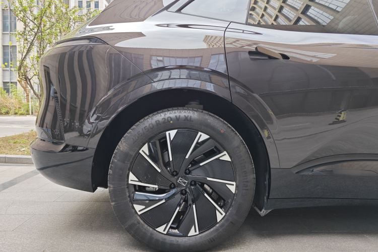 Used Avatr 07 2024 Pro+ All-Electric Version Exterior 9