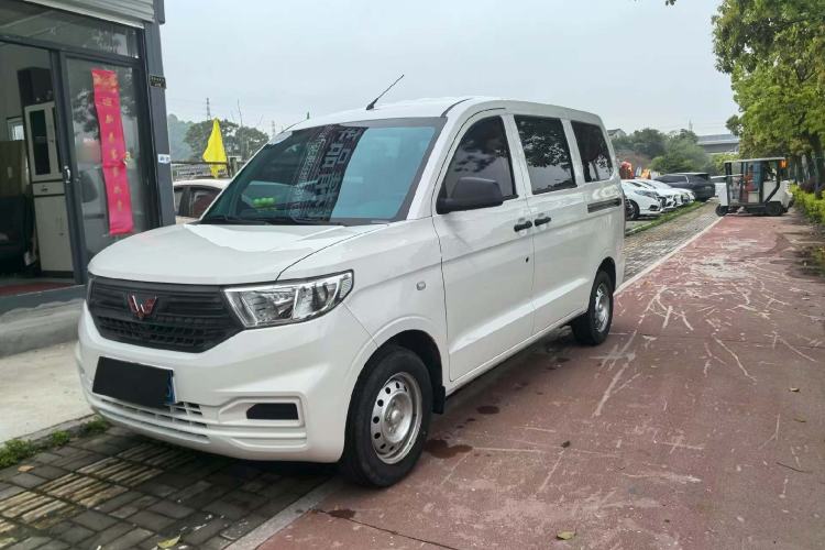 Used Wuling Hongguang V 2022 1.5L Jingqu Version Hydraulic Power Steering LAR