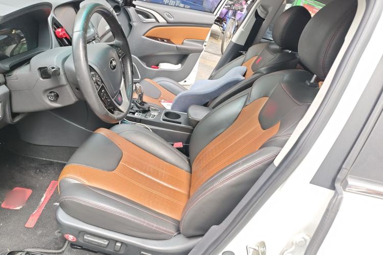 Used BYD Qin New Energy 2015 1.5T Dual-Crown Flagship Plus Edition
