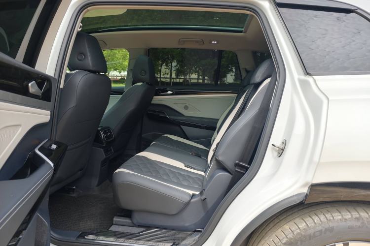 Used Volkswagen ID.6 CROZZ 2024 PRO Model