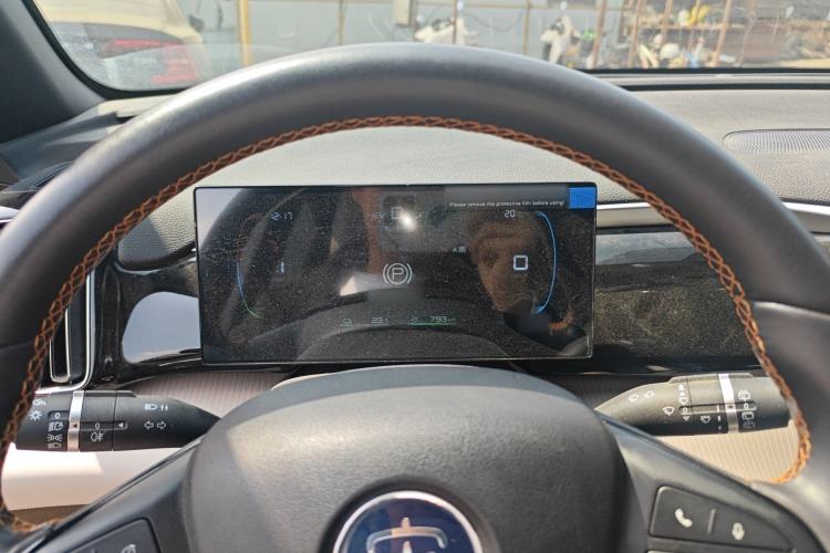 Used BYD Song Pro New Energy 2024 HONOR Edition DM-i 71KM Navigation Model
