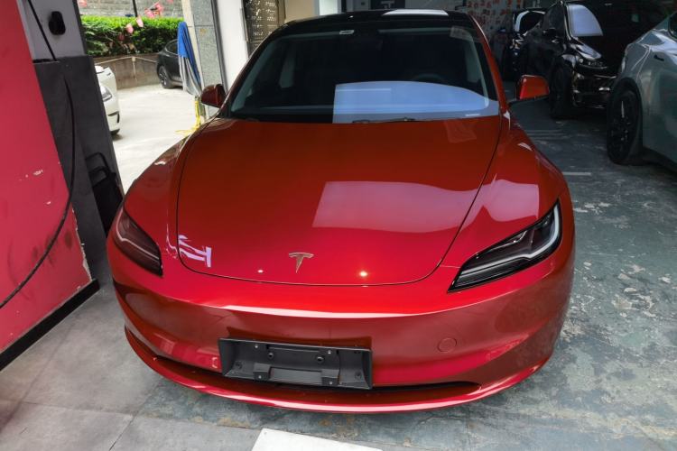 Used Tesla Model 3 2023 Long-Range All-Wheel-Drive Version