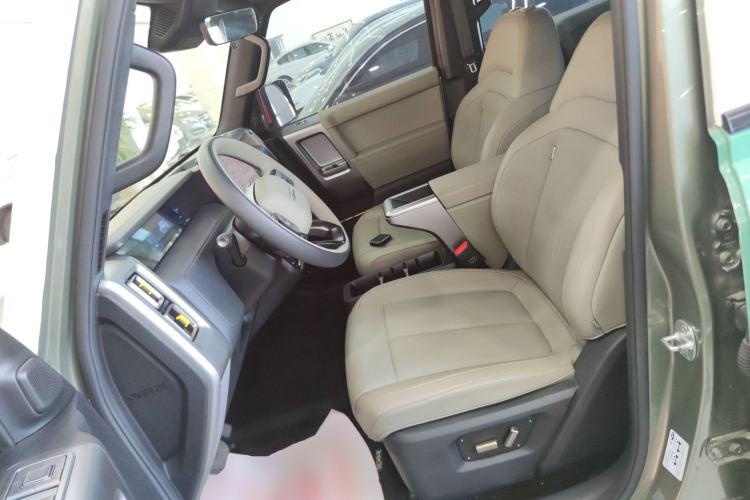 Used iCAR V23 2025 501 Four-Wheel Drive Advanced Version