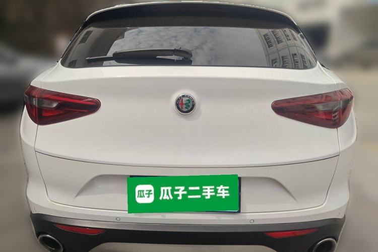 Used Alfa Romeo Stelvio 2017 2.0T 280HP Luxury Edition Rear