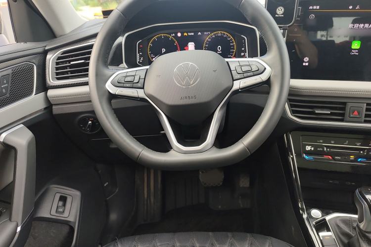 Used Volkswagen Tayron 2024 330TSI Two-Wheel Drive Luxury Plus Advanced Version Steering Wheel