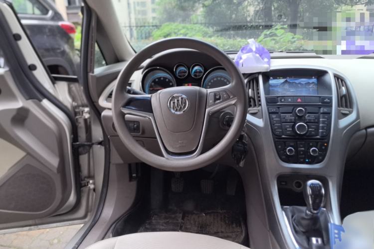 Used Buick GT 2013 GT 1.6L Manual Entry-Level Model Steering Wheel