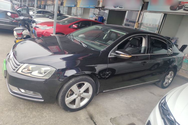 Used Volkswagen Magotan 2016 1.8TSI Luxury Comfort Model
