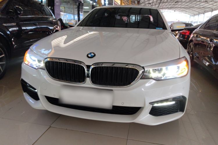 Used BMW 5 Series 2018 Facelifted 530Li xDrive M Sport Package

