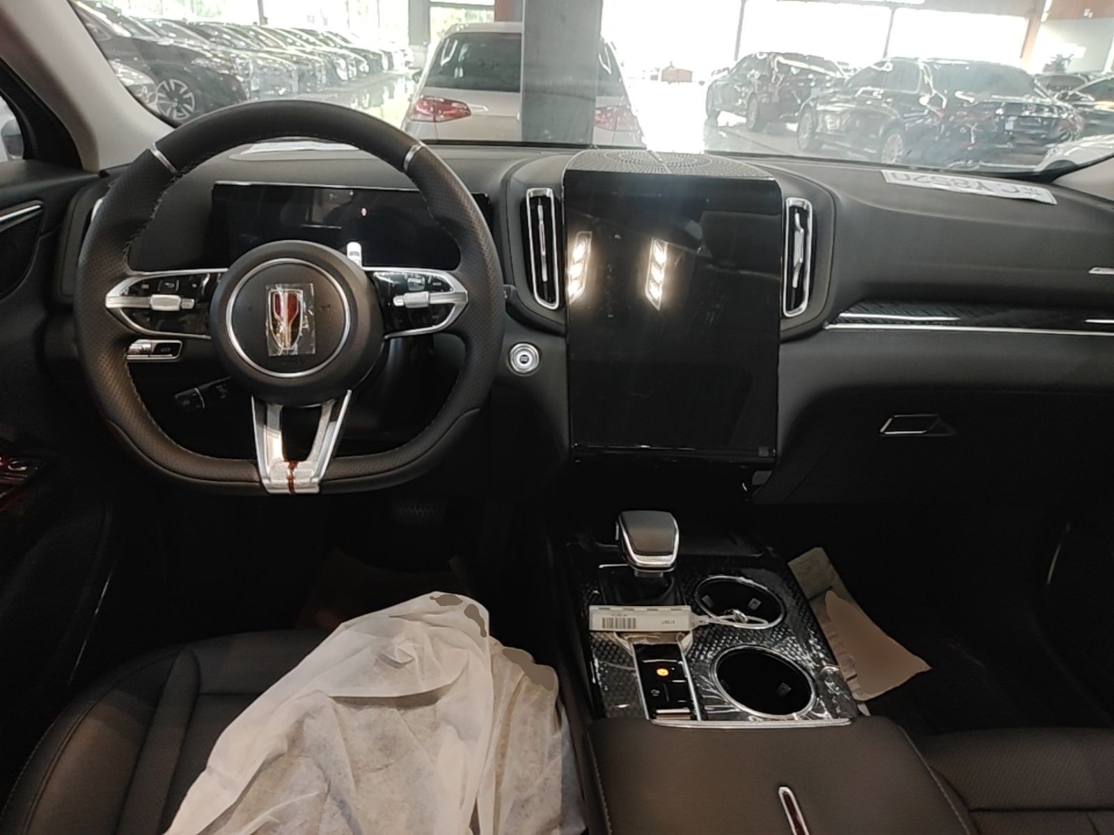 Hongqi HS3 PHEV 2024 PHEV 115km Jingwei Edition — снимка 12