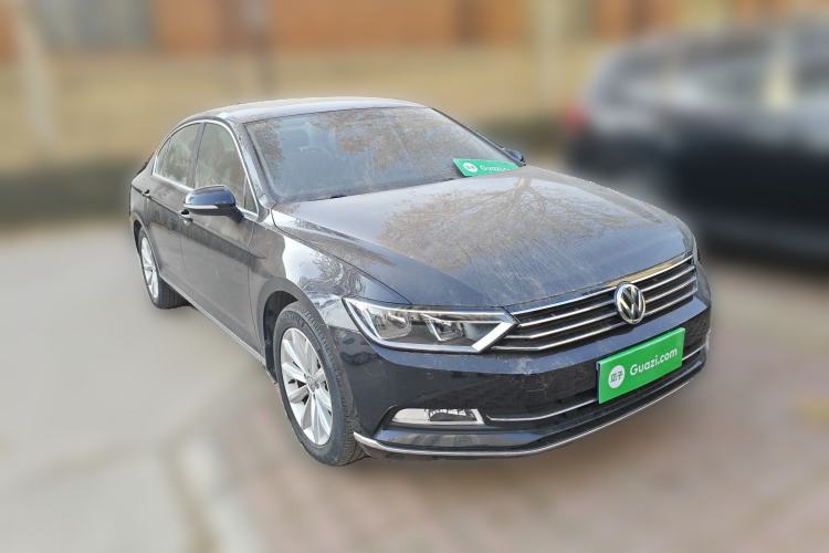 Used Volkswagen Magotan 2018 330TSI DSG Advanced Model
