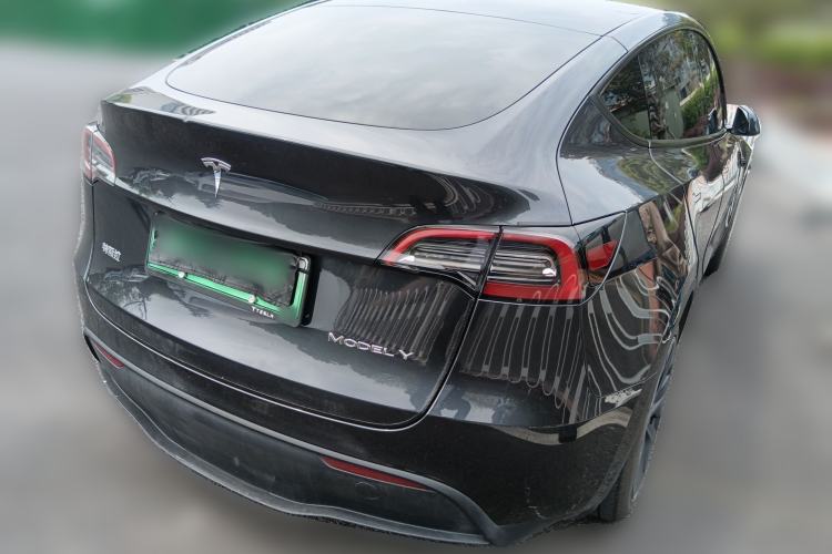 Used Tesla Model Y 2024 Rear-Wheel-Drive Version
