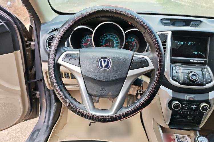 Used CHANGAN Eado 2014 1.6L Manual Luxury Model Steering Wheel