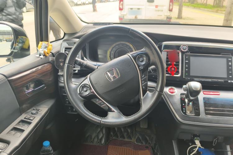 Used Honda Elysion 2016 2.4L Supreme Edition