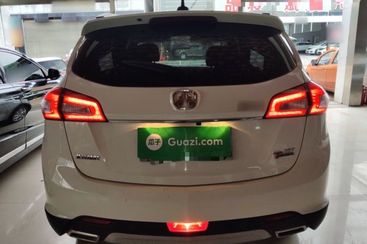 Used BAIC Weiwang S50 2016 1.5T Manual Joyful Luxury Edition Rear