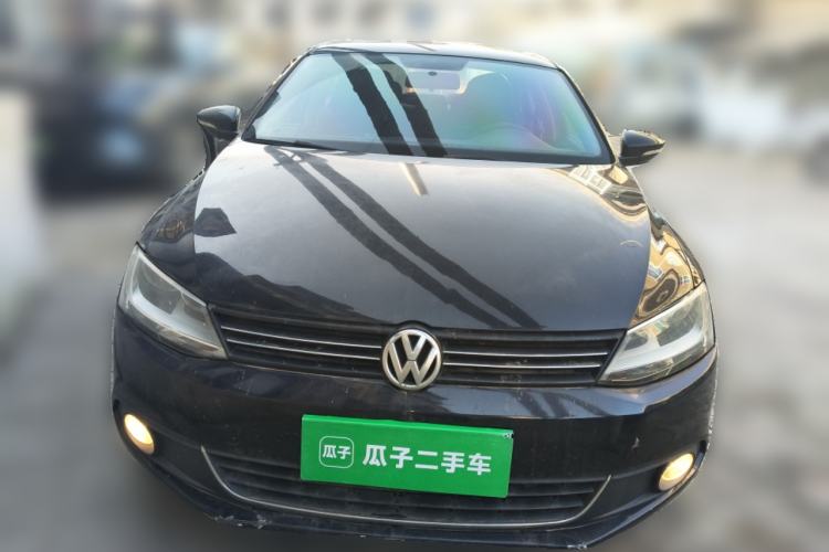 Used Volkswagen Sagitar 2012 1.6L Manual Comfort Model
