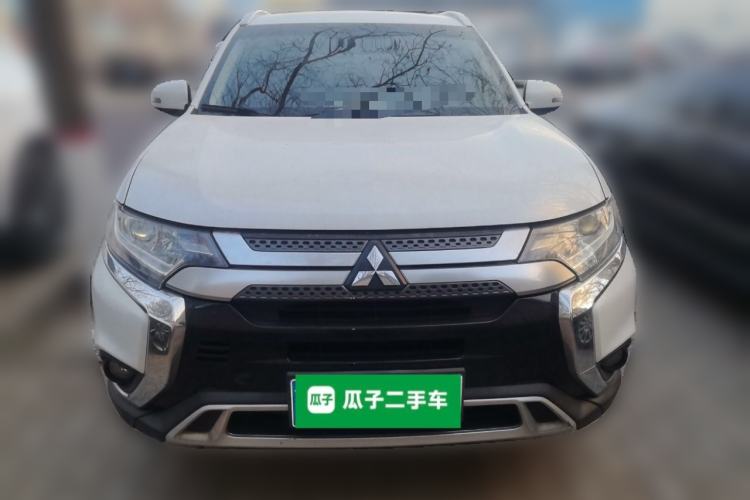 Used Mitsubishi Outlander 2019 2.0L Two-Wheel Drive Comfort Edition 5 Seats China V Standard Front