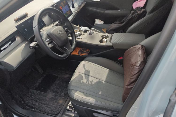 Used BYD Qin PLUS 2025 DM-i Smart Drive 55KM Leading Model Left Front Seat