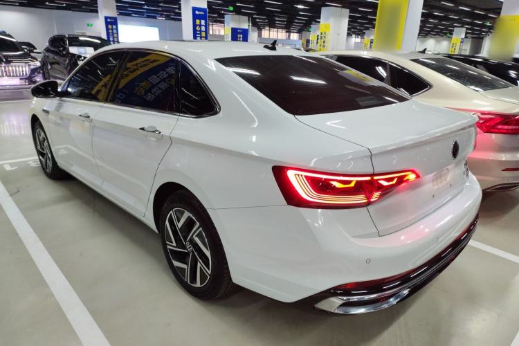 Used Volkswagen Sagitar 2023 300TSI DSG Excellence Edition
