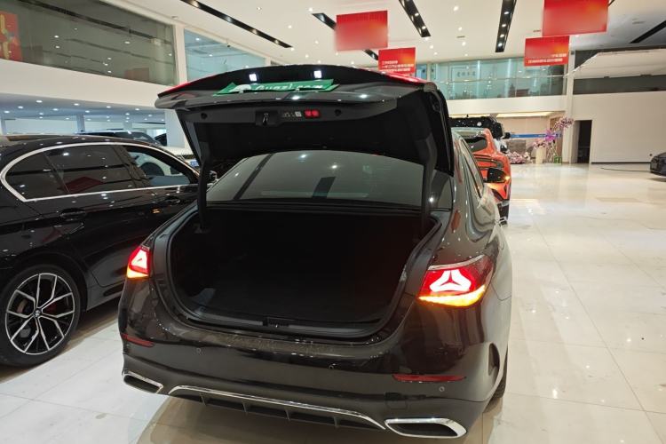 Used Mercedes-Benz E-Class New Energy 2024 E 350 e L Plug-in Hybrid Sports Sedan