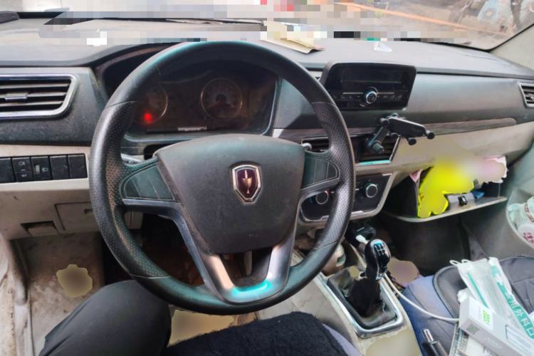 Used Jinbei New Hiace S 2018 1.5L Wealth Edition Van DLCG14
