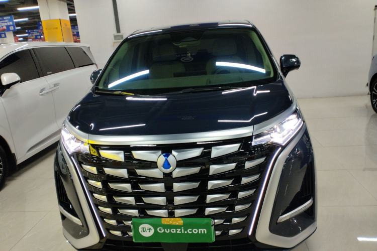 Used Denza D9 2022 DM-i 970 Four-Wheel Drive Flagship Model
